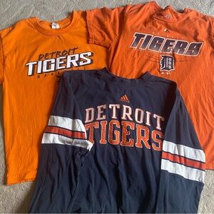 Lot of 3 Detroit tigers shirts - boys size large